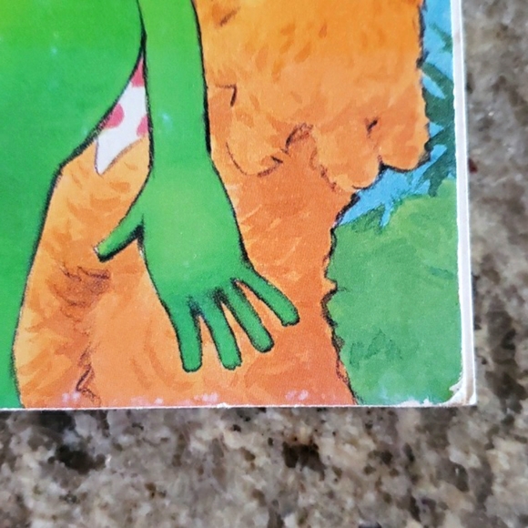 Children's Book: Kermit Save the Swamp! - Picture 2 of 4